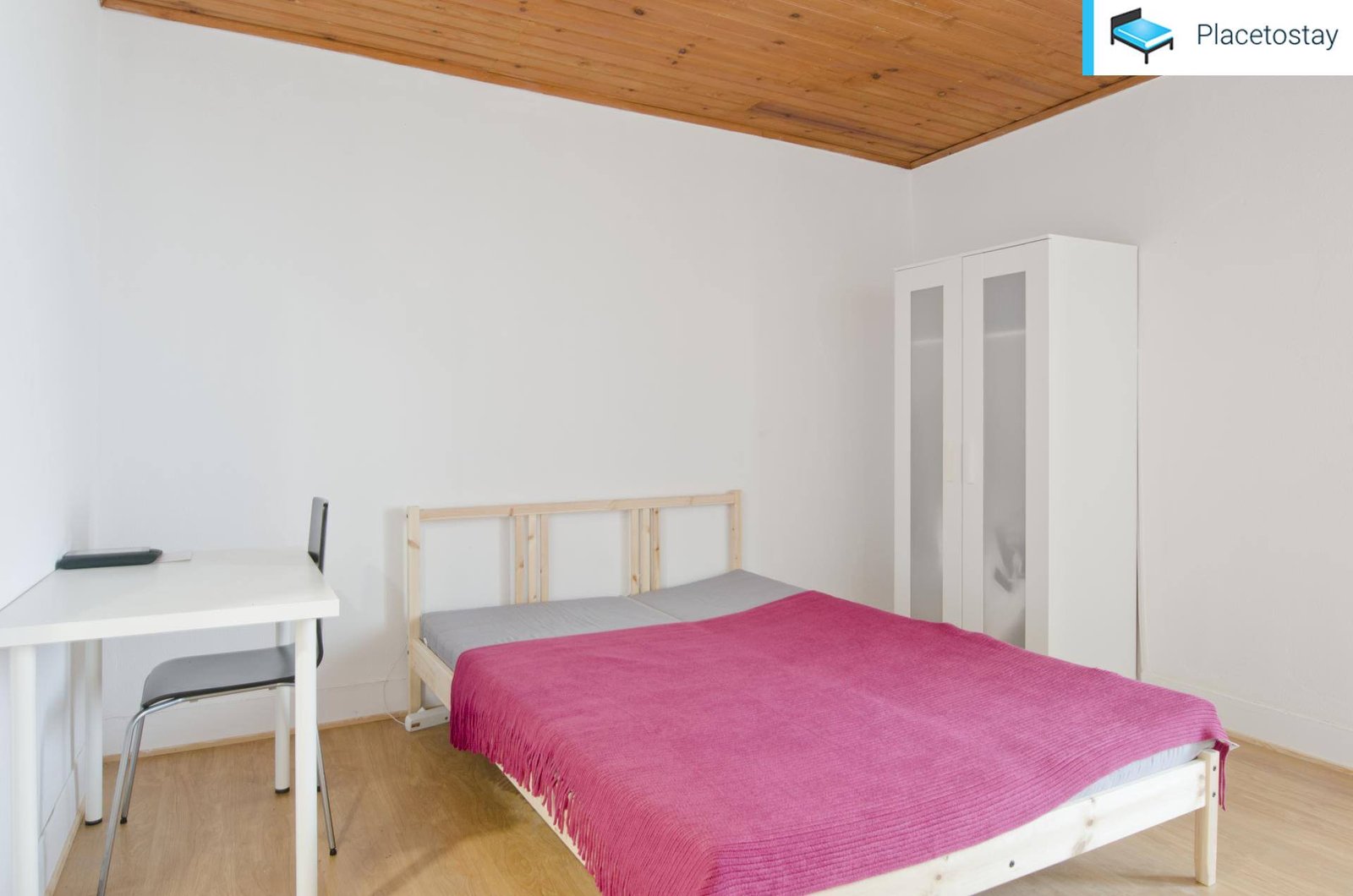 Bright & Beautiful Room 4 in São Jorge de Arroios — Flat L, São Jorge de Arroios